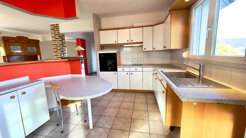 Maison - 111 m² - 6 pièces