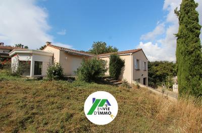 Maison - 101 m² - 5 pièces