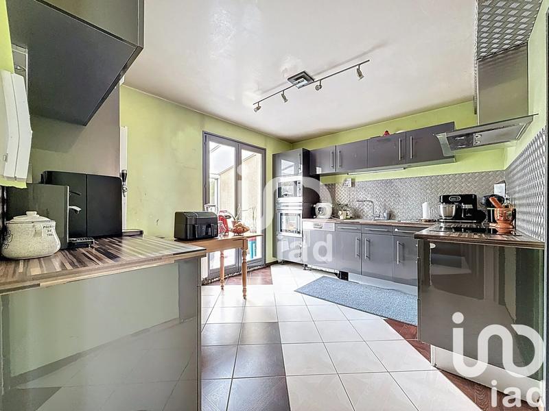 Maison - 90 m² - 6 pièces