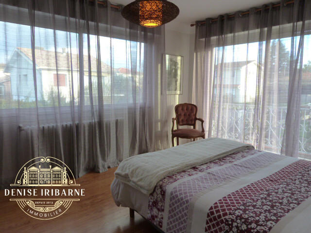 Maison de ville - 141 m² - 7 pièces