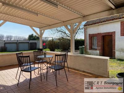 Maison - 176 m² - 7 pièces