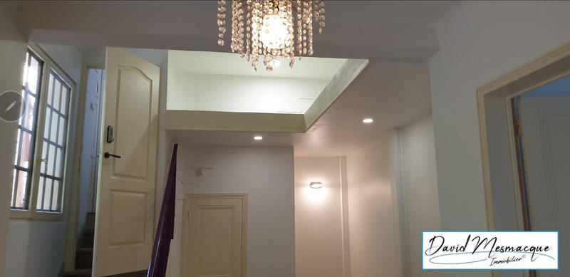 Duplex - 214 m² - 8 pièces