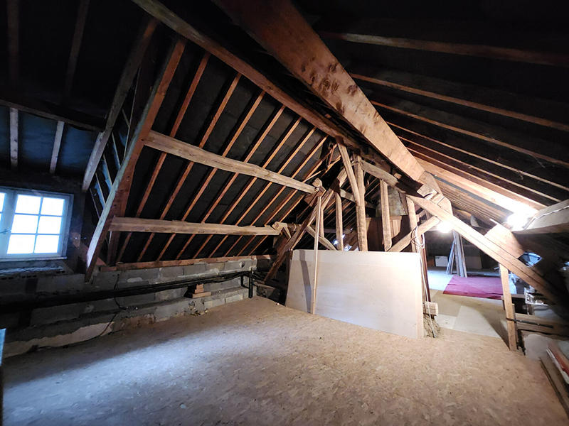 Maison - 258 m² - 8 pièces