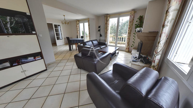 Maison - 156 m² - 6 pièces