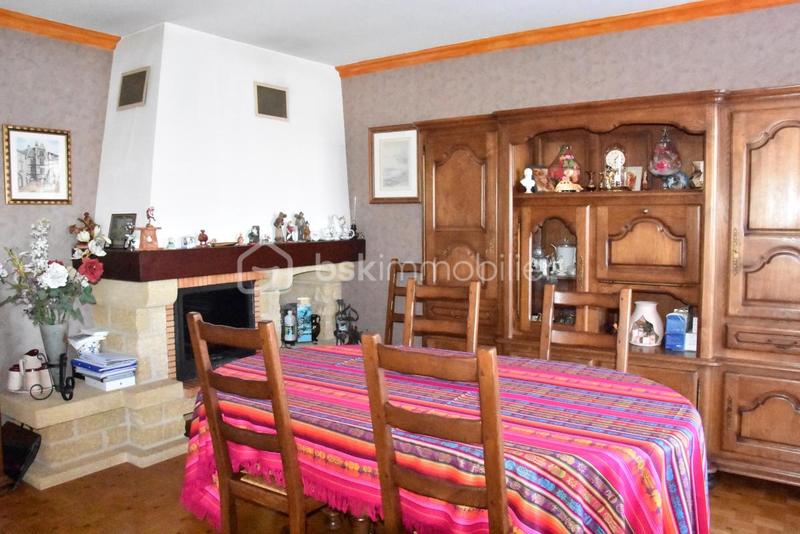 Maison - 199 m² - 9 pièces