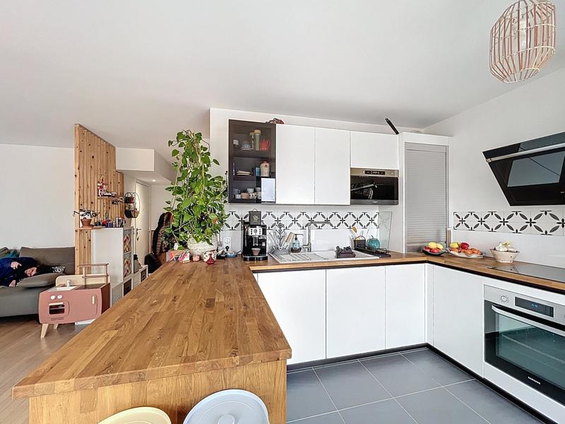 Appartement - 91 m² - 4 pièces