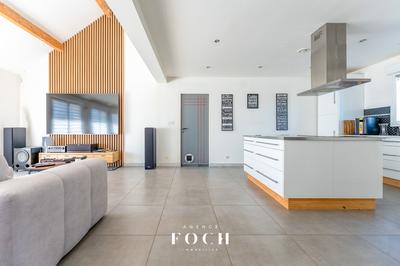 Maison - 142 m² - 5 pièces