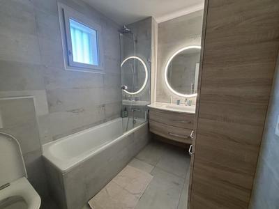 Maison - 84 m² - 4 pièces