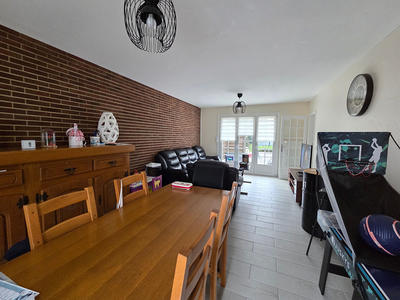 Maison - 84 m² - 4 pièces