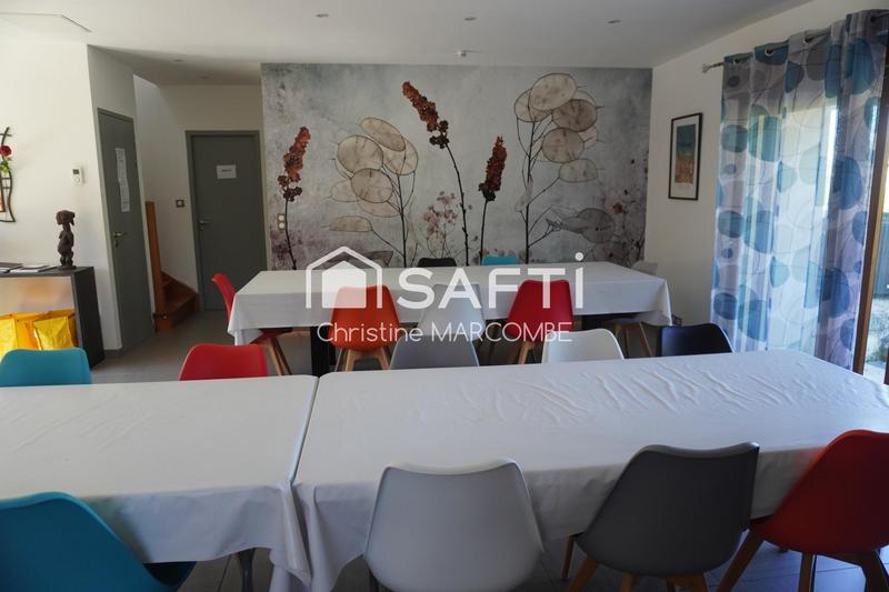 Maison - 560 m² - 17 pièces