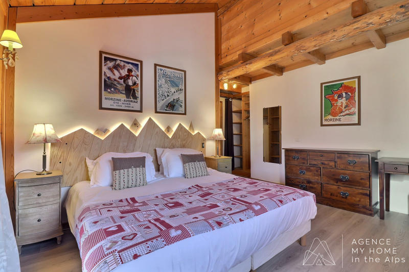 Châlet - 258 m² - 12 pièces