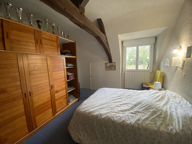 Maison - 201 m² - 8 pièces