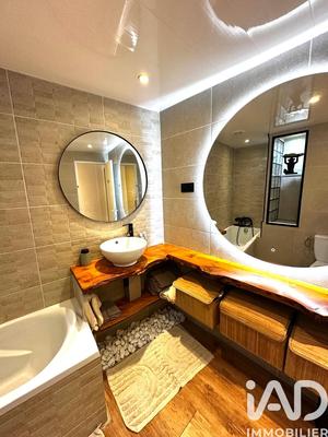 Appartement - 64 m² - 3 pièces