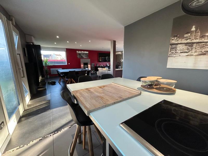 Maison - 120 m² - 5 pièces