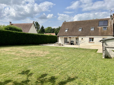 Maison - 160 m² - 8 pièces