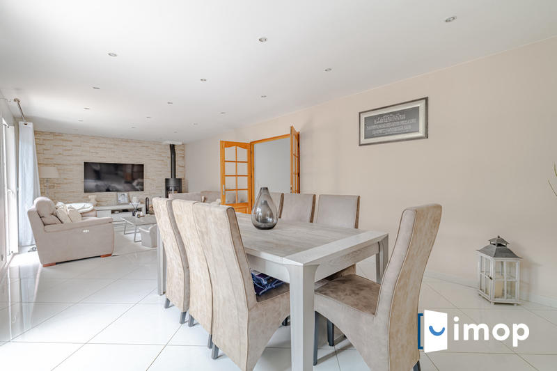 Maison - 135 m² - 5 pièces