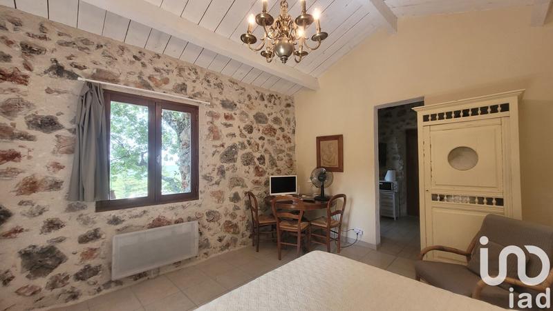 Maison - 178 m² - 8 pièces