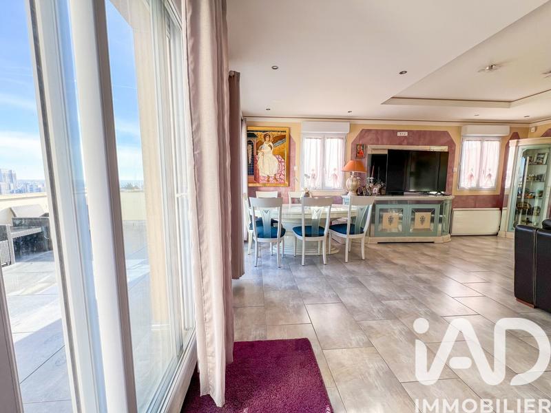 Appartement - 92 m² - 4 pièces