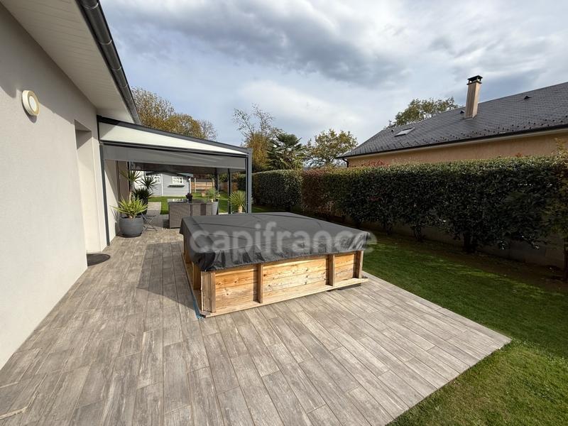 Maison - 111 m² - 4 pièces