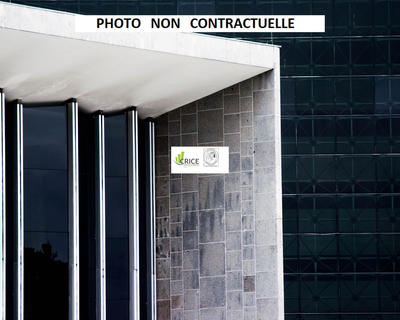 Local d'activités - 689 m²