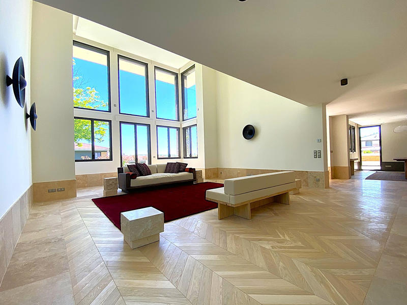 Propriété - 354 m² - 8 pièces