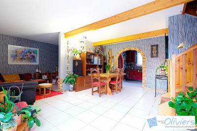 Maison - 147 m² - 6 pièces