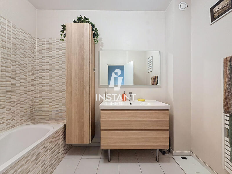 Loft - 117 m² - 5 pièces