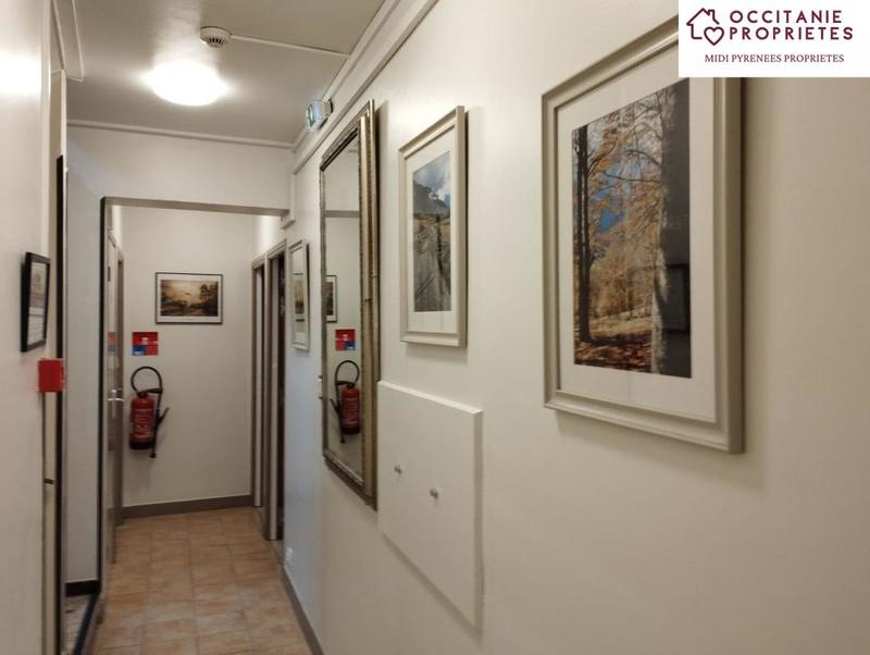 Propriété - 280 m² - 11 pièces