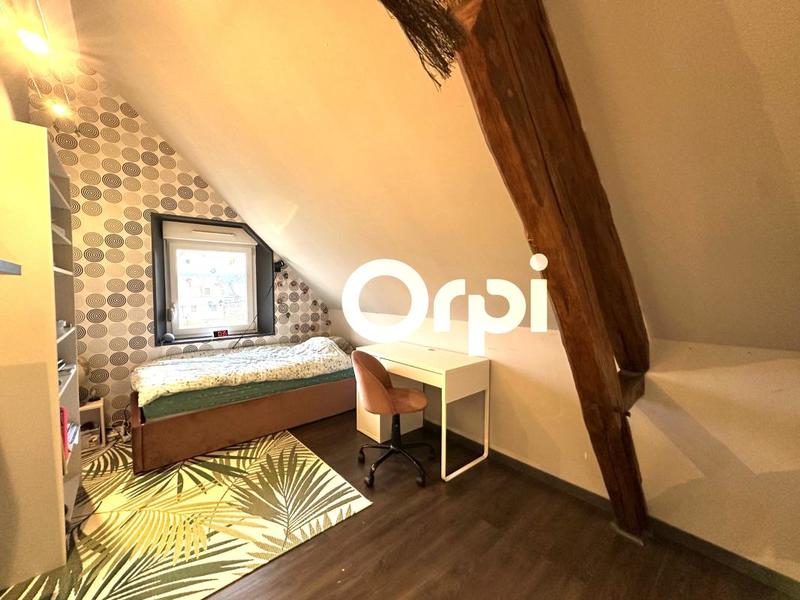 Maison - 222 m² - 6 pièces