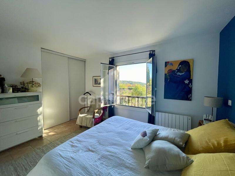 Maison - 180 m² - 6 pièces