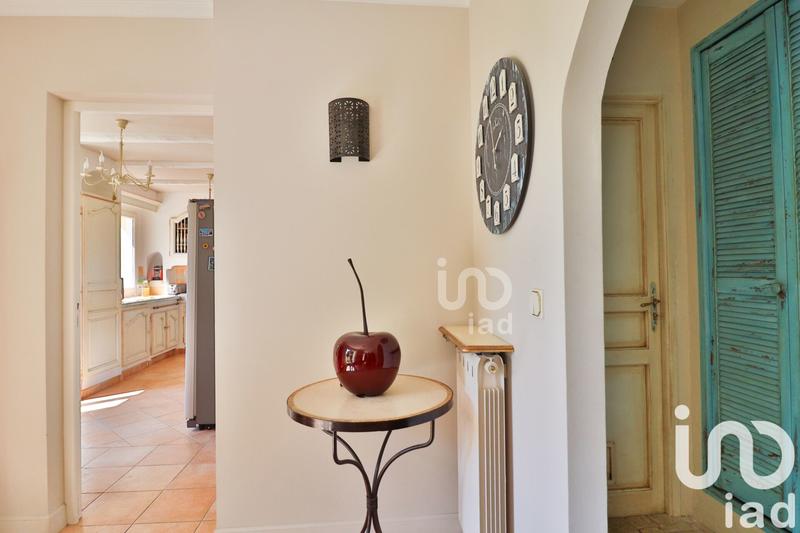 Maison - 201 m² - 6 pièces