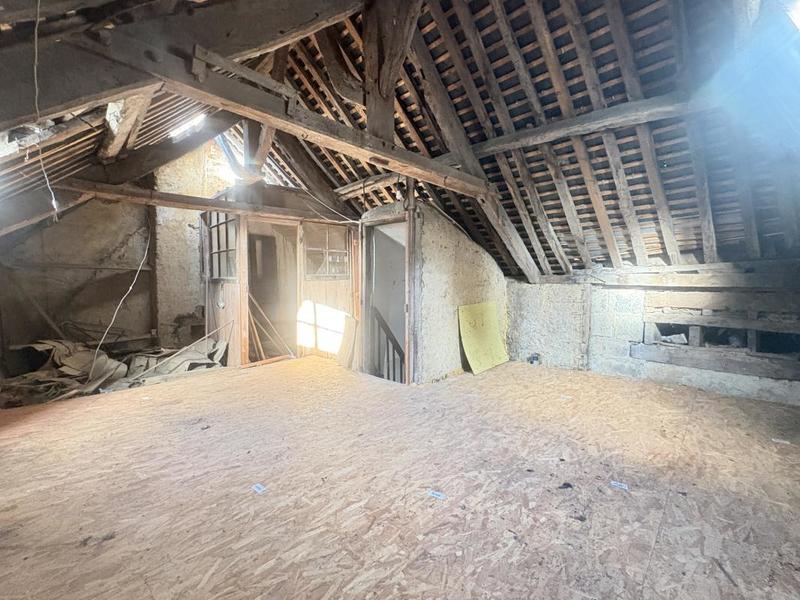 Maison - 80 m² - 5 pièces