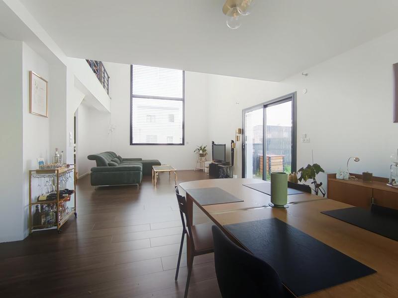 Maison - 149 m² - 5 pièces