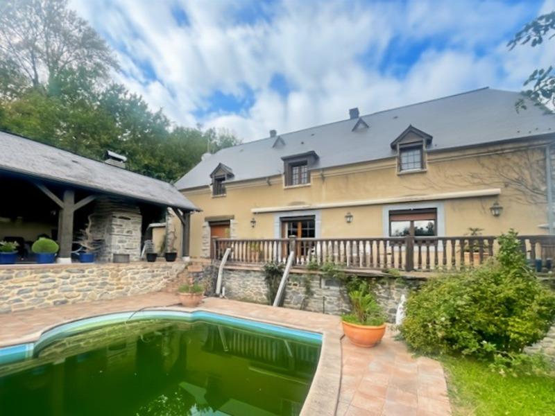 Maison - 290 m² - 7 pièces