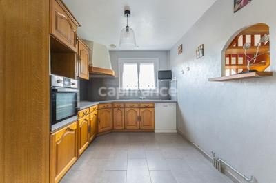 Maison - 114 m² - 6 pièces
