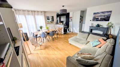 Appartement - 91 m² - 5 pièces
