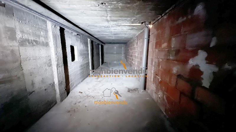 Local commercial - 265 m²