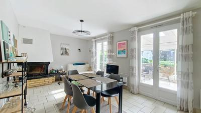Maison - 105 m² - 6 pièces