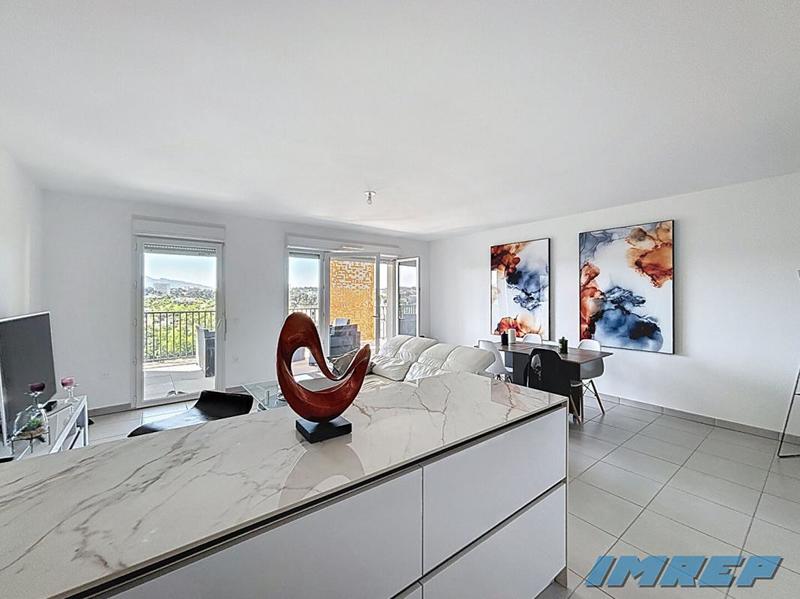 Appartement - 83 m² - 4 pièces