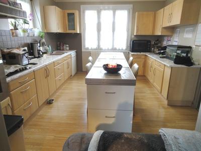 Maison - 128 m² - 7 pièces