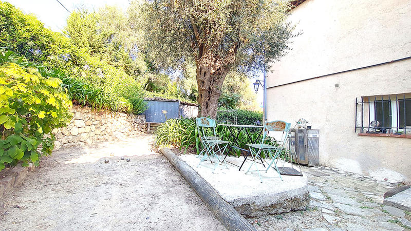 Villa - 210 m² - 8 pièces