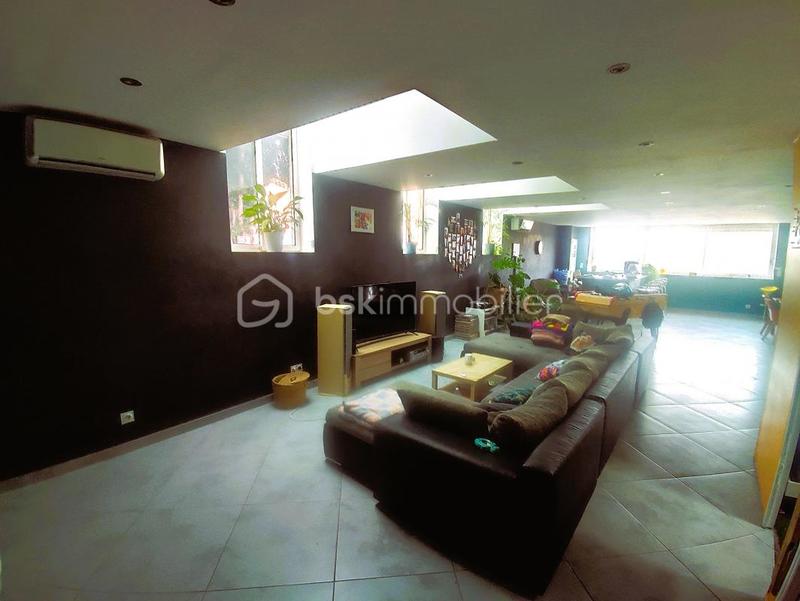 Loft - 162 m² - 4 pièces