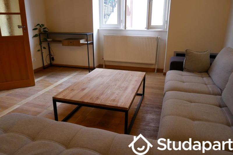 Appartement - 100 m² - 4 pièces