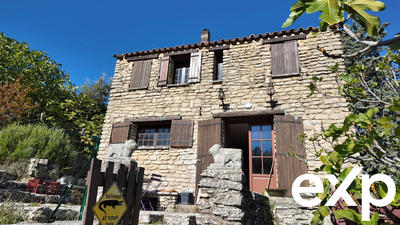 Maison - 274 m² - 10 pièces