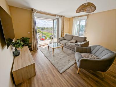 Appartement - 64 m² - 3 pièces