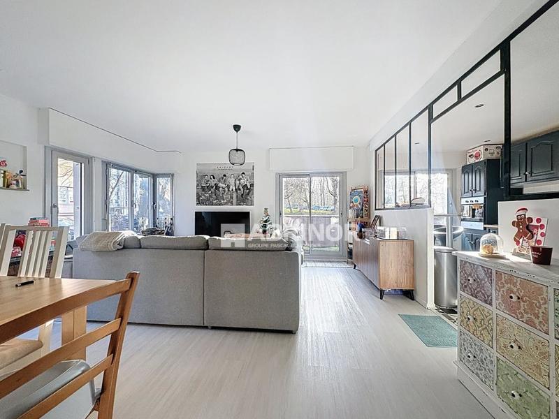 Appartement - 84 m² - 3 pièces