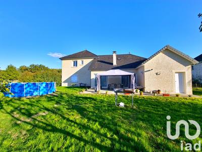 Maison - 160 m² - 6 pièces