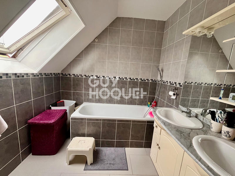 Maison - 125 m² - 5 pièces