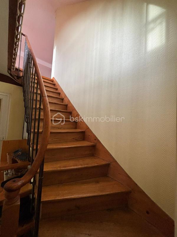 Demeure - 320 m² - 12 pièces