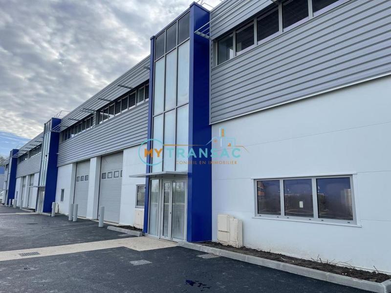 Local d'activité / Entrepôt - 450 m²